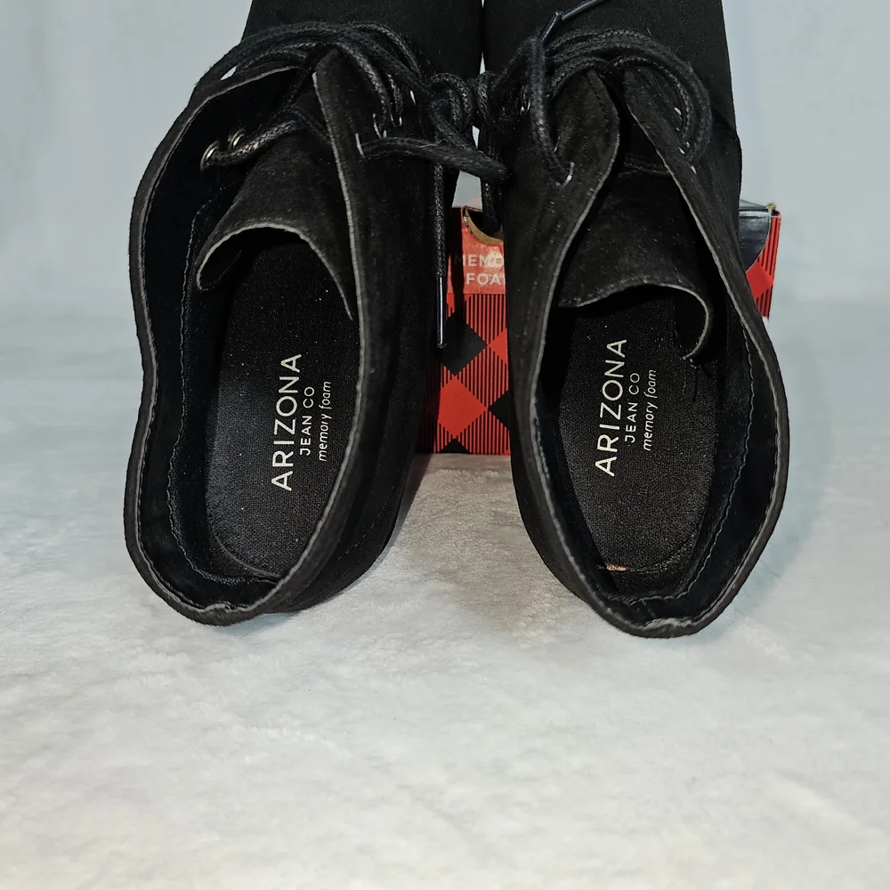 Women's Size 10 Arizona Jean Co. Lawrence Black Memory Foam Wedge Booties
